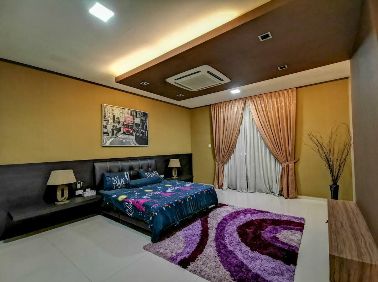 Ria Homestay Johor Bahru Exteriör bild