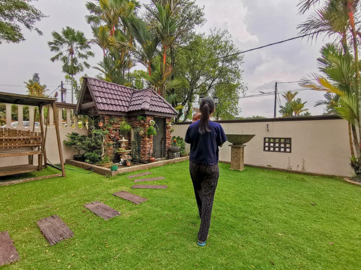 Ria Homestay Johor Bahru Exteriör bild